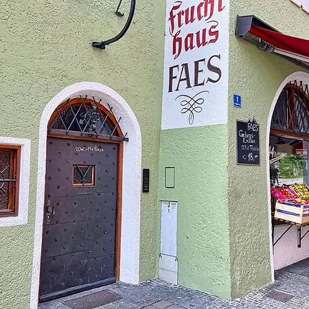 Faes *